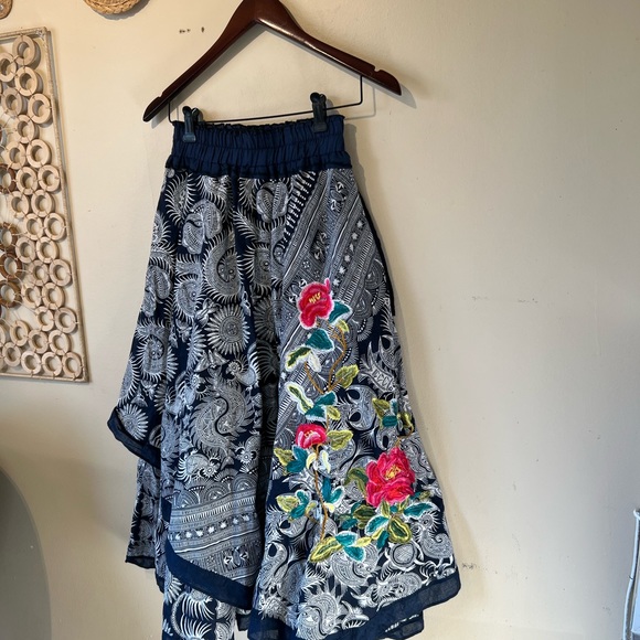 Vintage style flare small side embroidered high waisted skirt… - Picture 3 of 8